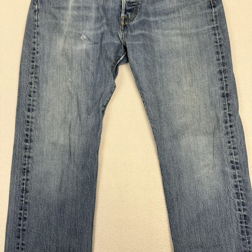 Levis 501 Jeans Mens 32x32 Blue Wash Button‎ Fly Straight Leg Original Fit Denim
